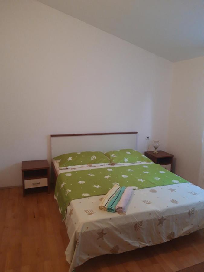 Apartments Radic Rogoznica  Bagian luar foto