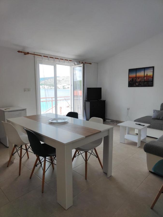 Apartments Radic Rogoznica  Bagian luar foto