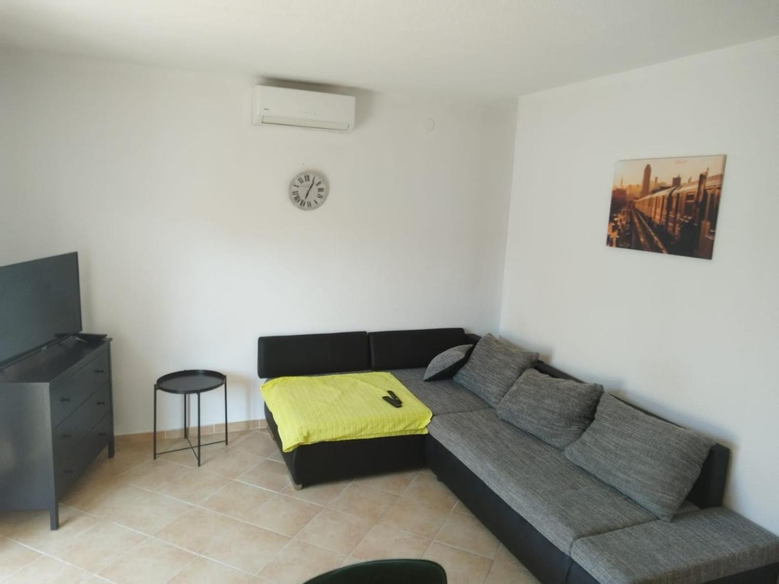 Apartments Radic Rogoznica  Bagian luar foto